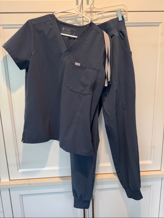 Figs Tops - Figs Navy Blue V-Neck Scrub Top & Jogger Set
